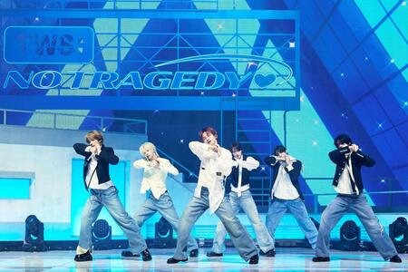ミニアルバム「ＮＯ　ＴＲＡＧＥＤＹ」のメディアショーケースを行ったＴＷＳ（Ｐ）＆（Ｃ）ＰＬＥＤＩＳ　Ｅｎｔｅｒｔａｉｎｍｅｎｔ