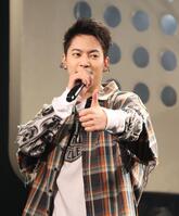 報道向けのパフォーマンスを終え、あいさつするＲＹＯＫＩ　ＭＩＹＡＭＡ（撮影・石井剣太郎）