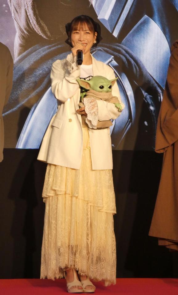 イベントに出席した高城れに