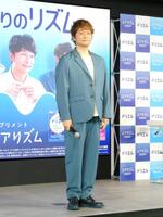 会見に登壇した香取慎吾