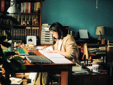 映画「すべて真夜中の恋人たち」の場面写真（ｃ）２０２６『すべて真夜中の恋人たち』製作委員会