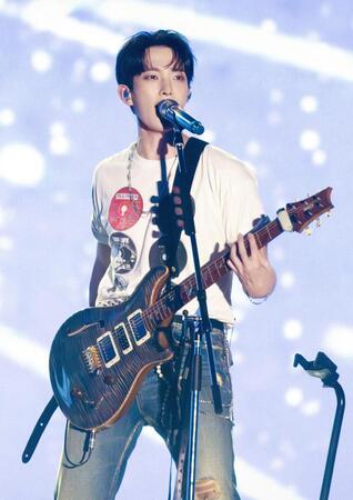 ステージで歌声を響かせたＤＫⓟ＆ⓒ　ＰＬＥＤＩＳ　Ｅｎｔｅｒｔａｉｎｍｅｎｔ