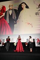 トークをする（左から）みちょぱ、押切もえ、神田愛花（撮影・開出牧）