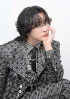 思わず聞き惚れる歌唱力をもつＲＯＩＲＯＭ・本多大夢（撮影・伊藤笙子）　