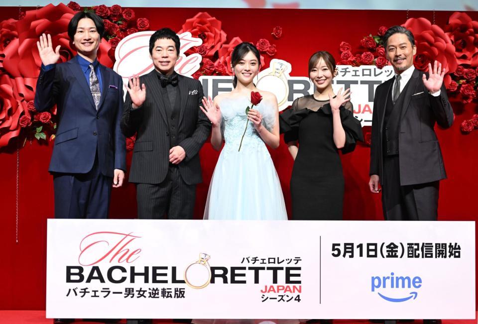スペシャルトークイベントを行った（左から）山添寛、今田耕司、平松里菜、指原莉乃、板東工＝４月３０日
