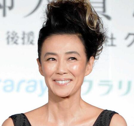 萬田久子