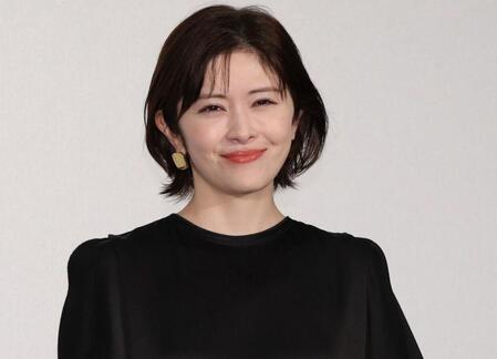 宮澤エマ（２５年）