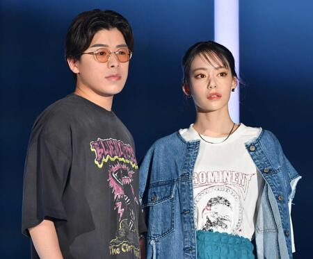 なこなこカップル・こーくん（左）となごみ