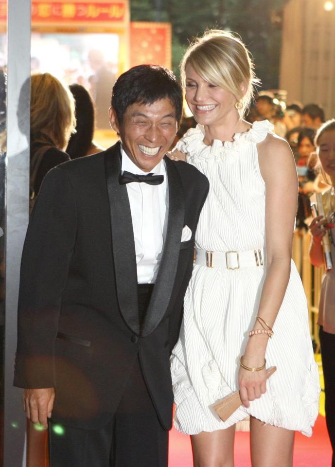 ２００８年８月、「ベガスの恋に勝つルール」のイベントで。キャメロン・ディアスと明石家さんま