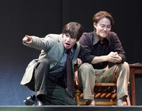 　舞台「リプリー」で難役を熱演する上田竜也（左）と木村了（撮影・伊藤笙子）