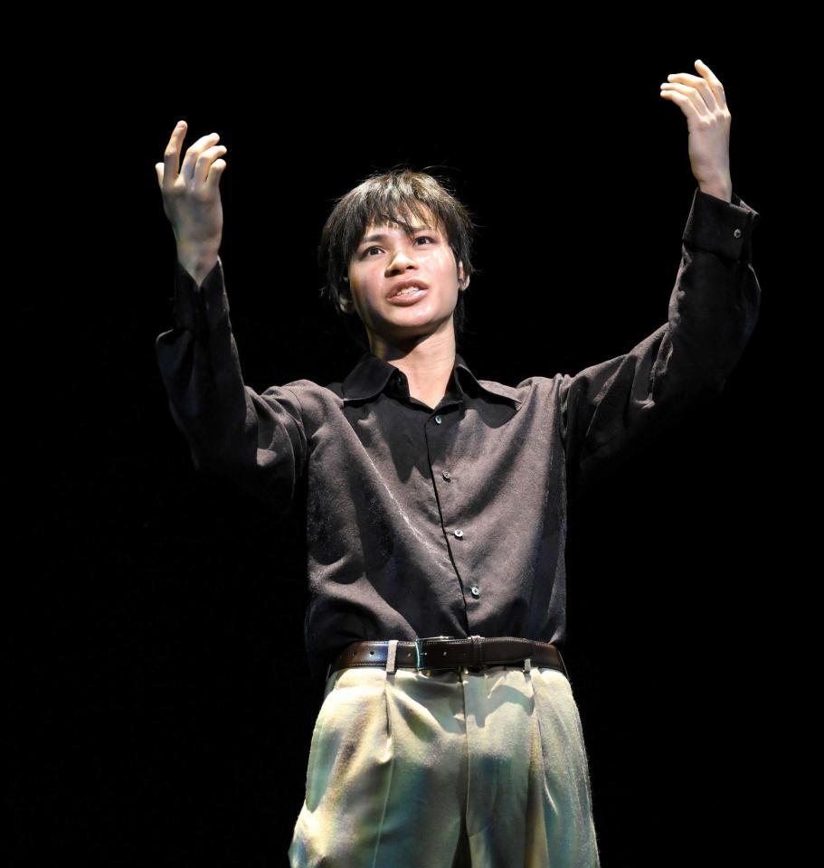 　舞台「リプリー」で難役を熱演する上田竜也（撮影・伊藤笙子）
