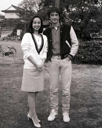 １９８５年、草刈正雄と遥くらら