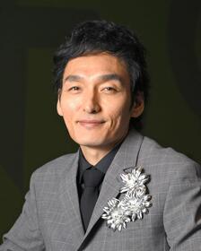 第１子誕生を発表した草彅剛