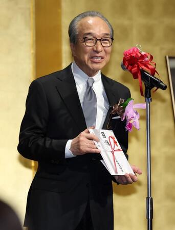「第３４回橋田賞」受賞式に登場した小日向文世（撮影・伊藤笙子）