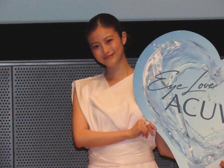 新ブランドキャンペーン発表会に出席した今田美桜