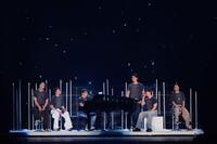 （左から）ＣＨＡＮＳＵＮＧ、ＮＩＣＨＫＨＵＮ、ＪＵＮ．Ｋ、ＴＡＥＣＹＥＯＮ、ＪＵＮＨＯ、ＷＯＯＹＯＵＮＧ（撮影：田中聖太郎写真事務所）