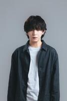 ドラマ「一次元の挿し木」で主演を務める山田涼介