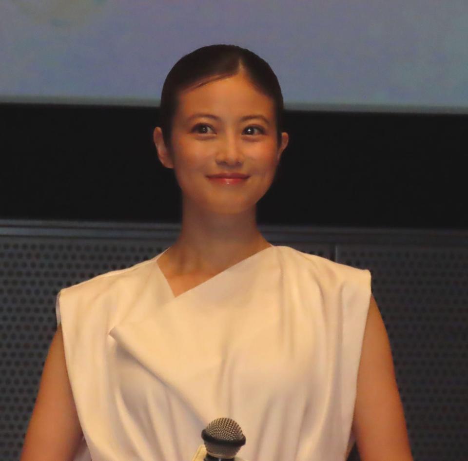 新ブランドキャンペーン発表会に出席した今田美桜