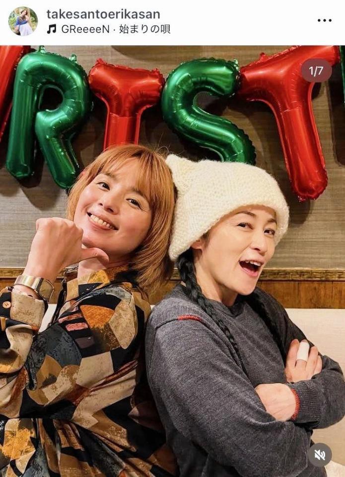 濱田マリ（右）と。村田映里佳のインスタグラム＠ｔａｋｅｓａｎｔｏｅｒｉｋａｓａｎ（１月６日付）より