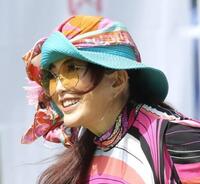 ティーショットの行方を見守る叶美香（撮影・西岡正）