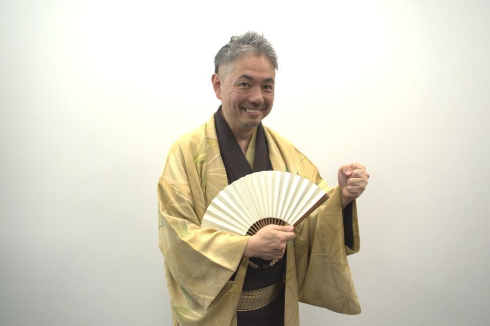 発表会見を行った桂春蝶