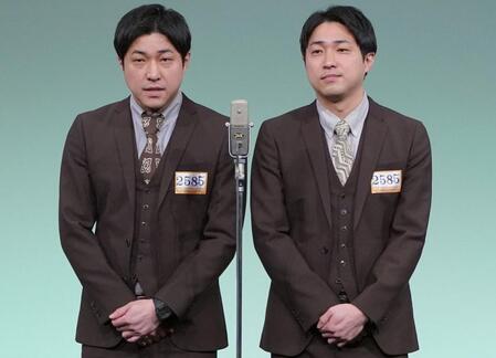 ダイタク・吉本大（左）と吉本拓