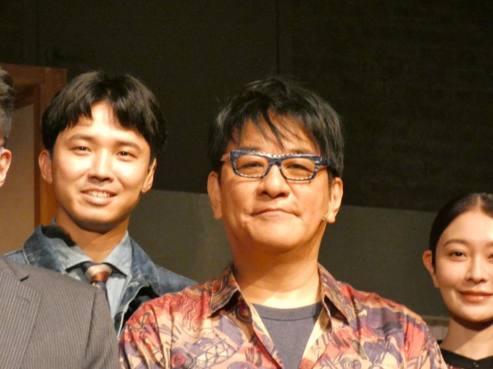 １８年ぶりに舞台出演するピエール瀧