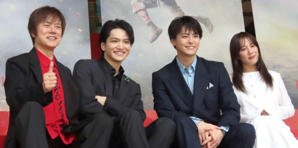 　（左から）山口祐一郎、三浦宏規、高野洸、山本千尋