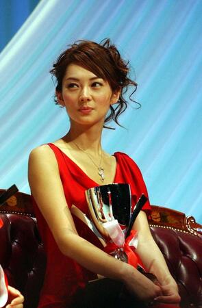 伊東美咲（２００４年）