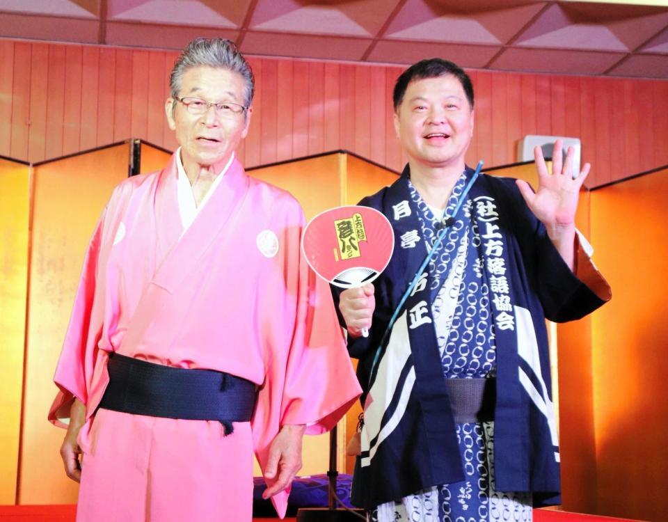 「第３３回彦八まつり」の奉納落語会に出演した間寛平（左）と月亭方正＝大阪市・生國魂神社