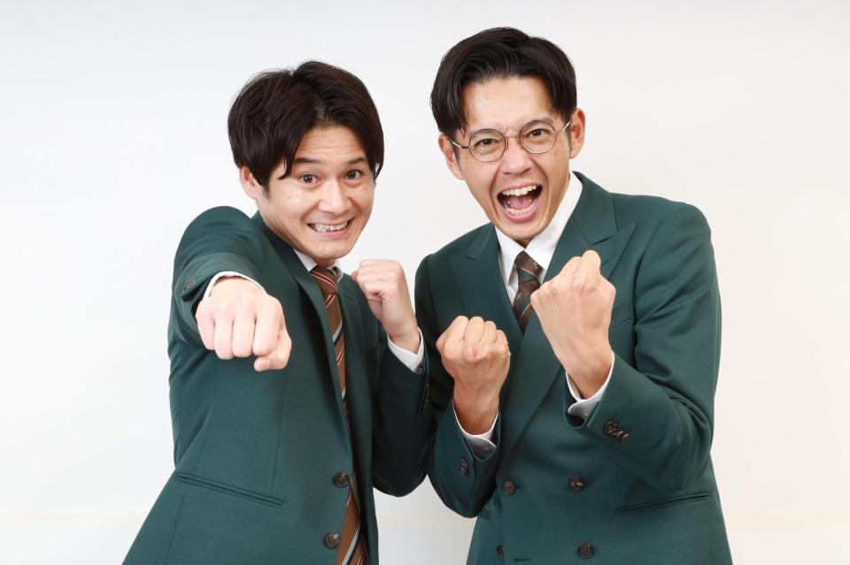 トットの多田智佑（左）と桑原雅人