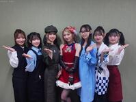 コスプレしたＮＭＢ４８のメンバー（左から）坂田心咲、芳賀礼、青原優花、塩月希依音、泉綾乃、岡腰星来、新澤菜央