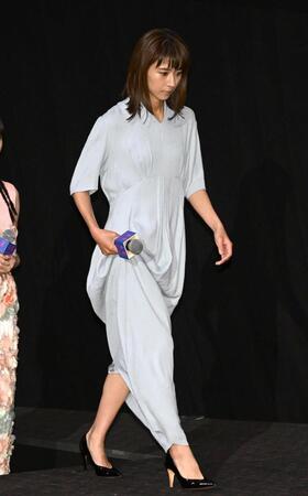 登壇する黒島結菜（撮影・堀内翔）