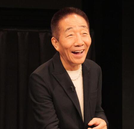 会見に出席した中田カウス