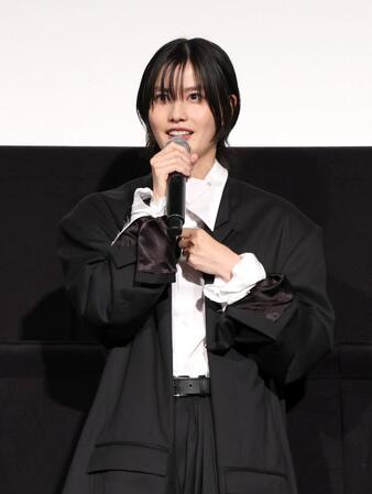 映画「祝山」完成披露舞台あいさつに登場した橋本愛（撮影・伊藤笙子）