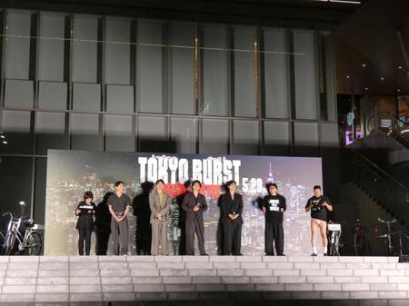イベントに出席した（左から）オム・ギジュン、福士蒼汰、水上恒司、ユンホ、内田英治監督、とにかく明るい安村＝都内