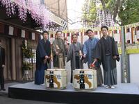 晴れやかに正月を迎えた（左から）坂東新悟、坂東彌十郎、中村勘三郎、中村七之助＝２０１２年１月