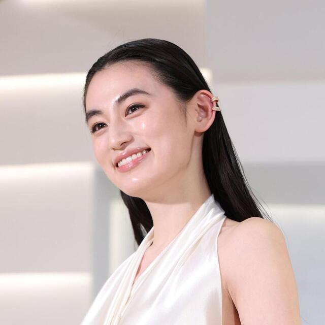 これが噂の10頭身 170cm透明感女優