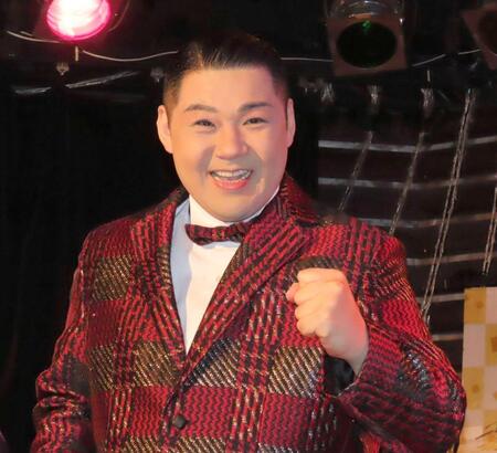 新曲発表会を行った大江裕　