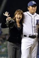 木佐彩子と西武時代の石井一久さん（２０１３年１０月）