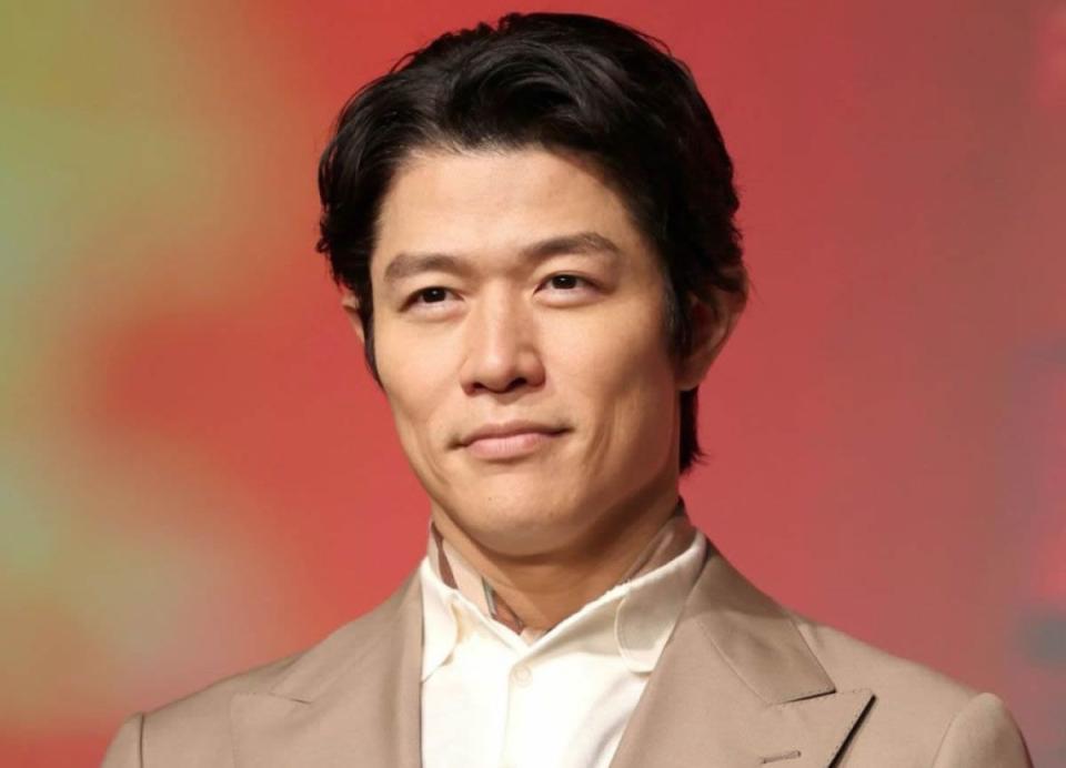 鈴木亮平