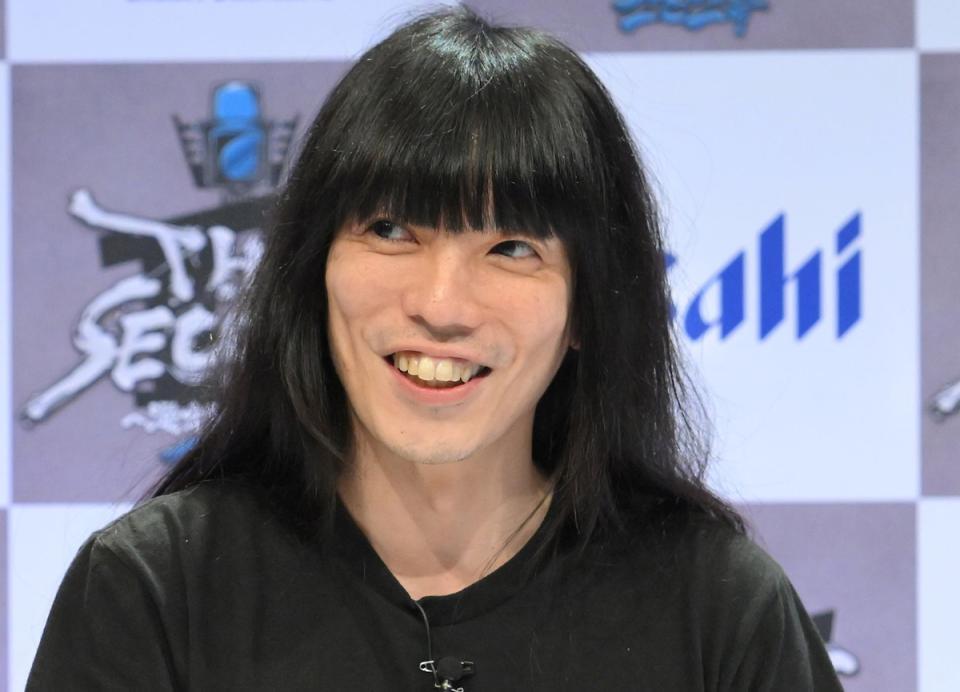 金属バット・友保隼平