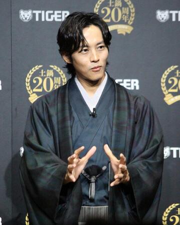 「タイガー魔法瓶　土鍋炊飯器２０周年新フラッグシップ」発表会に出席した松坂桃李