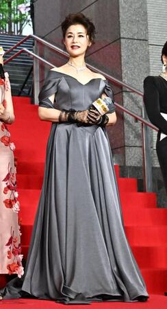 エレガントなドレス姿で登場した大地真央＝東京・京橋エドグラン（撮影・開出牧）