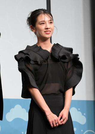 映画「おそ松さん　人類クズ化計画！！！！！？」完シェー報告会に登場した宮内ひとみ＝５月２１日