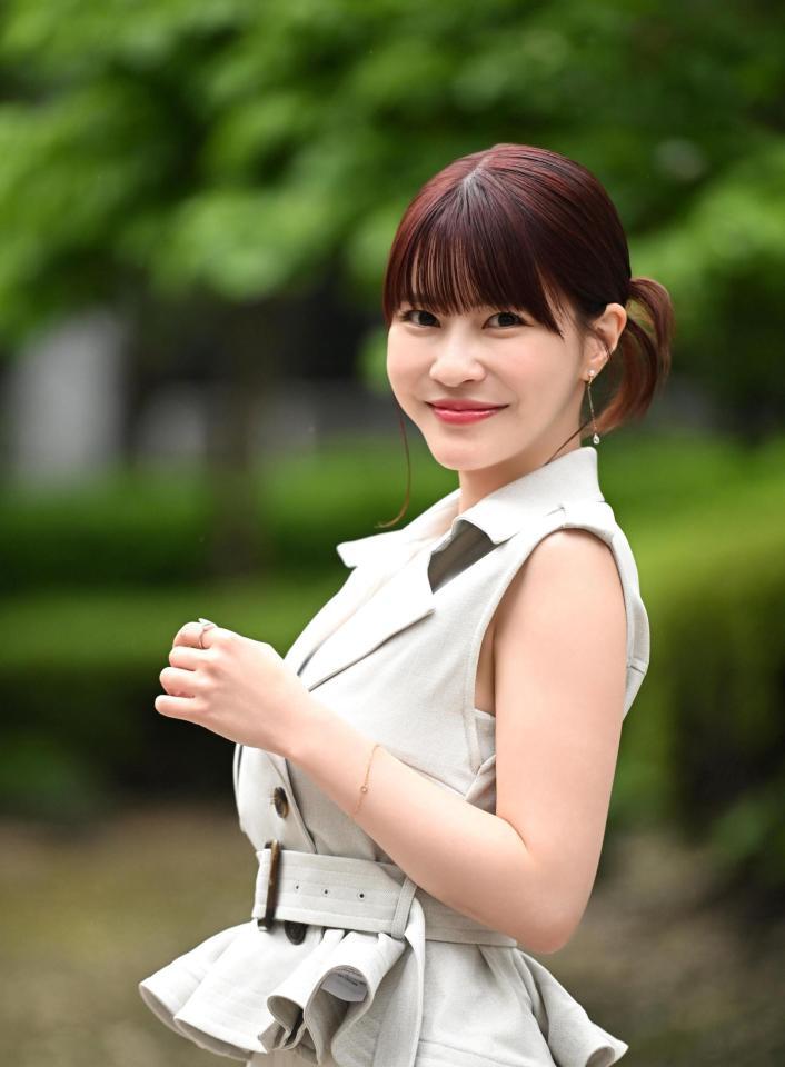 落ち着いた雰囲気が魅力的な岸明日香（撮影・堀内翔）