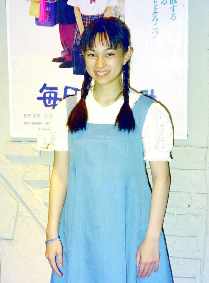 １９９４年６月、映画「毎日が夏休み」会見で。佐伯日菜子