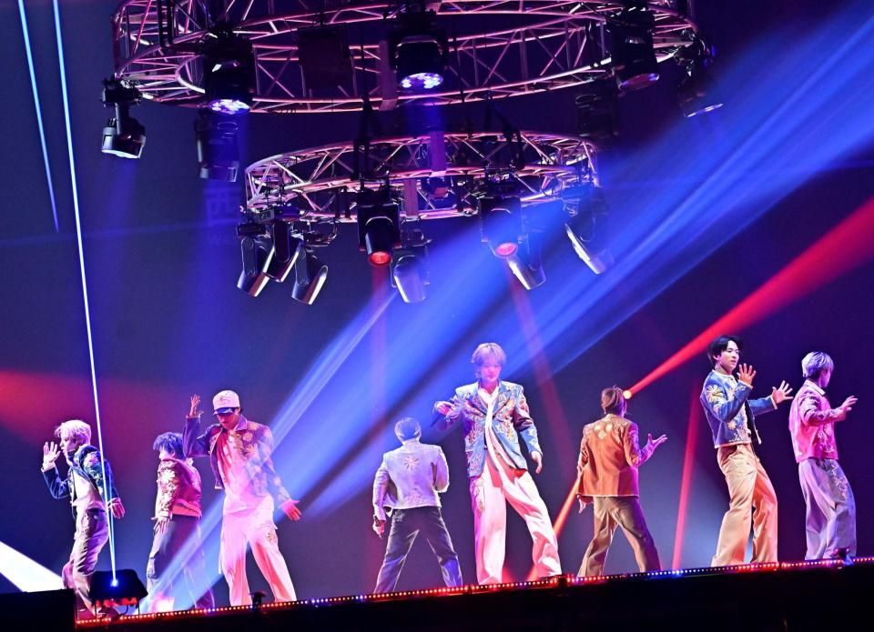 ツアー初日を迎えたＦＡＮＴＡＳＴＩＣＳ（撮影・菊地大作、木下真理）