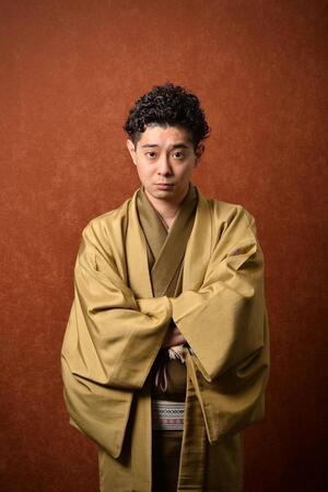 柳亭痴楽への襲名を発表した柳亭小痴楽