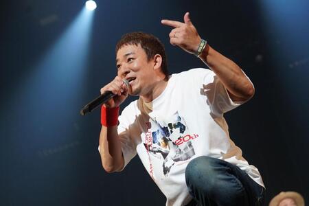 ツアーファイナルで熱唱したＦＵＮＫＹ　ＭＯＮＫＥＹ　ＢΛＢＹ’Ｓのファンキー加藤